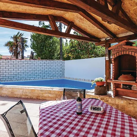 Casa de Férias Beautiful In With Sauna *