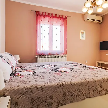 Semesterbostad Beautiful In With Sauna Zadar