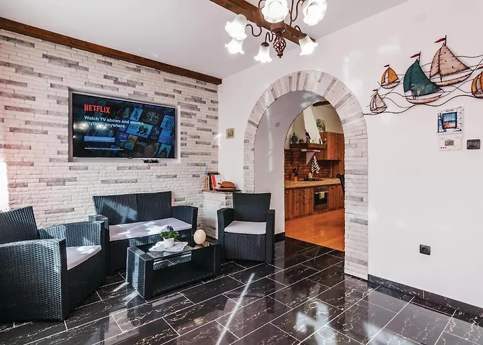 Amazing In With Sauna 別荘