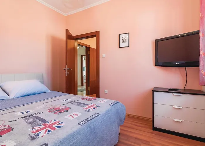 Amazing In With Sauna 別荘 ザダル